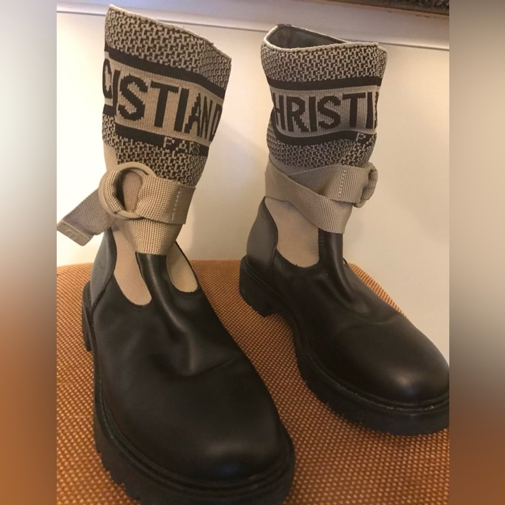 Dior Black Leather & Beige Knit Logo Ankle Boots authentic 100 - Picture 5 of 7